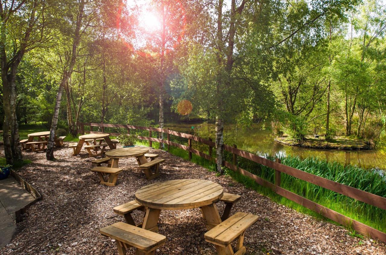 Chevin Country Park Hotel & Spa Otley  Esterno foto